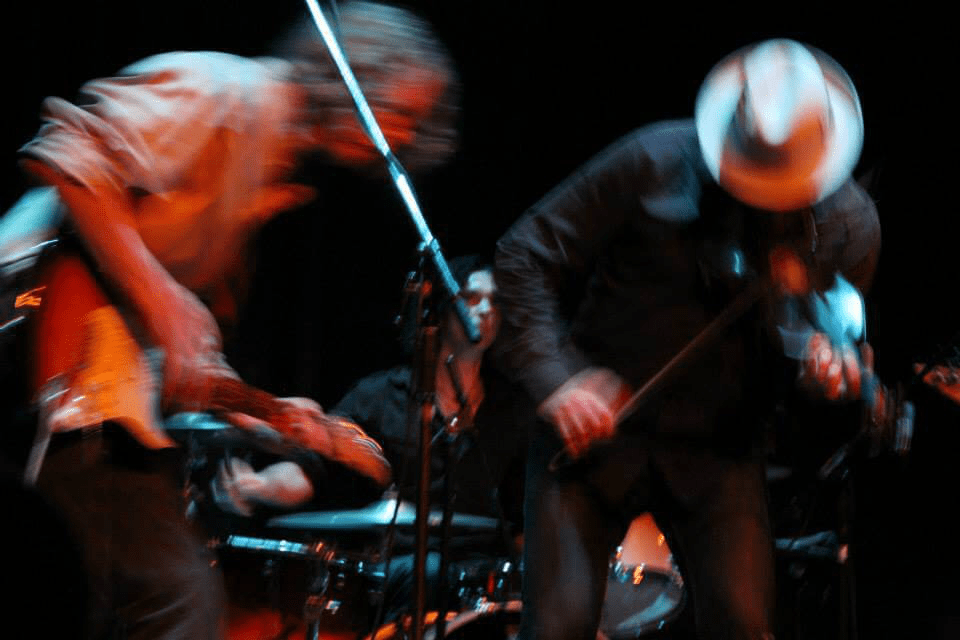 Pender Island pulls in over $4K in star studded night